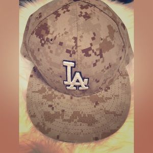 New Era LA Dodgers Army Camo Fitted Cap Size 7 1/2